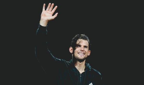 AIYOUXI-张奔斗：西西帕斯夺冠了，蒂姆还是没有