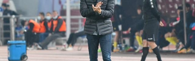 爱游戏APP-谢晖的两种声音