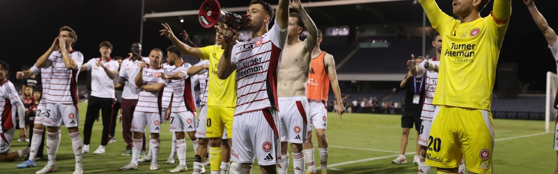 爱游戏APP-喷气机vs西悉尼前瞻：主队进攻乏力亟待解决，罗斯需挺身而出