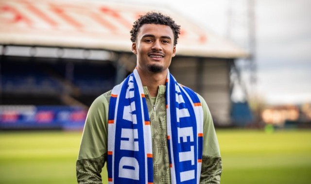 官方：维拉20岁中场泰勒租借加盟奥德汉姆，租期至本赛季结束