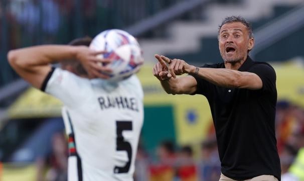 爱游戏APP-恩里克：加维潜力仍不为人知 不会冒险让安苏出场